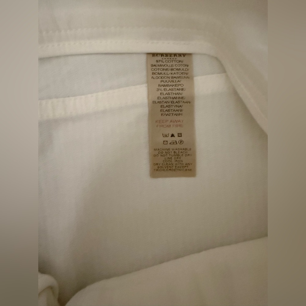 Burberry White‎ Mini Skirt Women’s Size 6 - Picture 7 of 8